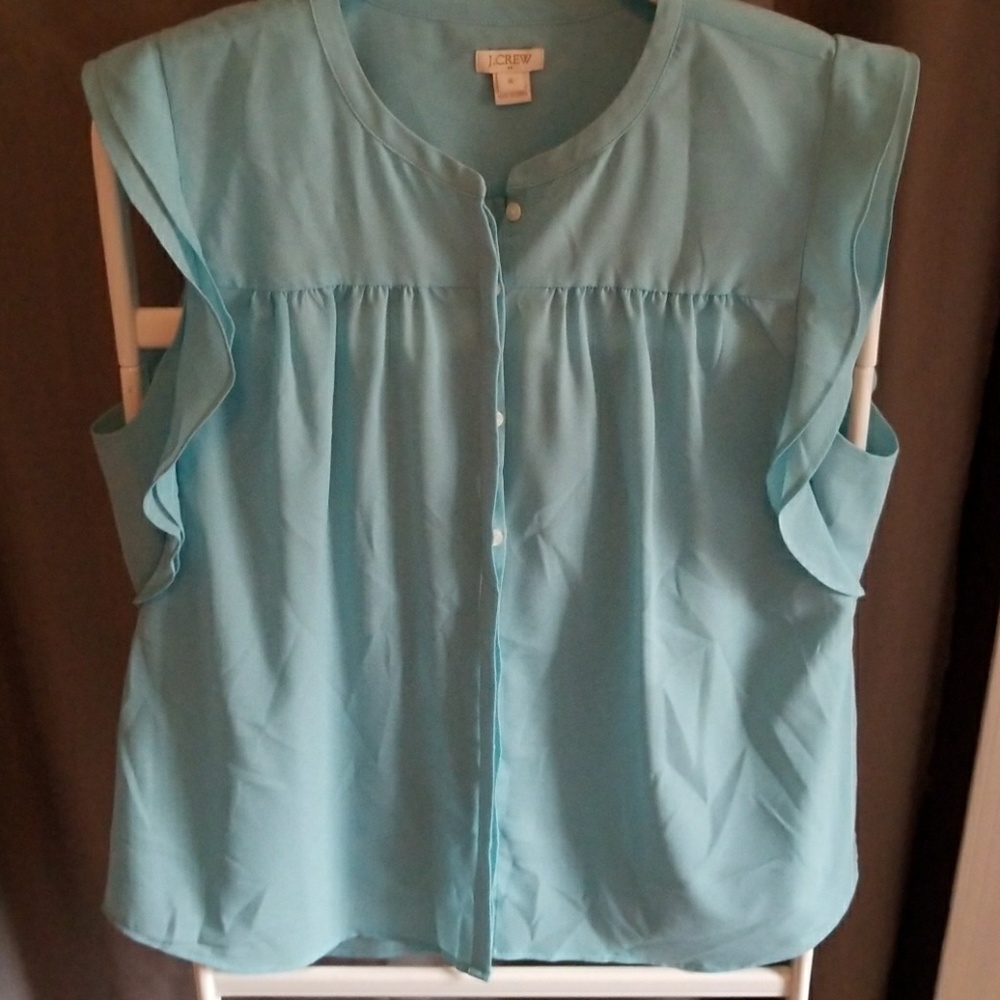 Ruffle sleve blouse